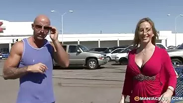Brazzers: Creaming The MILF's Cookies בפורנו-HD עם לורן פיליפס