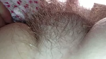 בראז'רים טיפאני משפריץ אורחים במסיבת פוטלוק