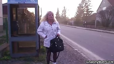 בראז'רים: ג'ורדי אל נינו מצטרף לבלונדי פסר וסופיה לי בפורנו-HD