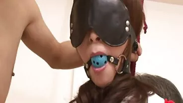 כלבה משועממת בוגדת בחבר שלה עם BBC