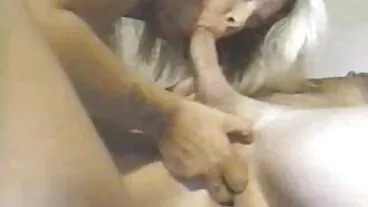 בלונדינית Stepma Booty-Banged מאת הורנדוג סטפסון