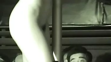 מפגש לסביות במעונות ליאה גרלין ונסטי בפורנו-HD