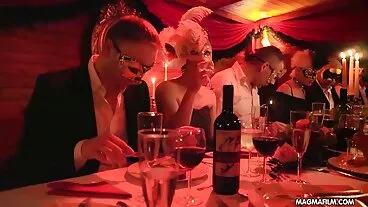 PureTaboo: אחות בית מניפולטיבית מזיין את הבעל החובל בפורנו HD עם זכוכית זית