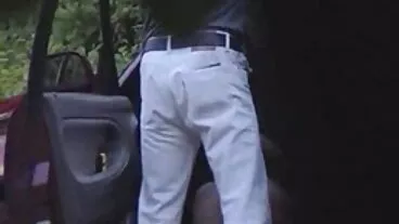 אלמנה שחורה אין שום דבר על השיטה של ​​Busty Whites