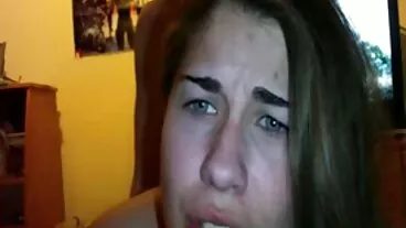 בובת שדון אסייתית דפקה קשה אחרי חג המולד