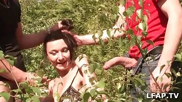 אינסטלטור תלוי מתקן את Drain & Pussy