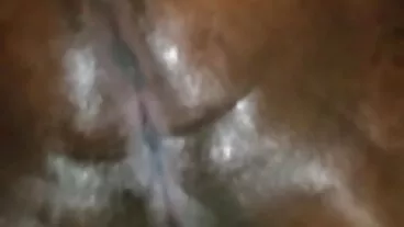 היא הייתה די מאושרת אחרי עיסוי הכוס הארדקור הזה