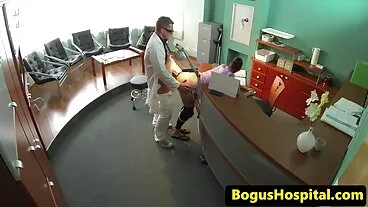 Passion HD: סיפוק בוקר מיני איטי רומנטי בפורנו HD