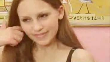 MILF מדהים קנדרה Lust מזיין ילד צעיר